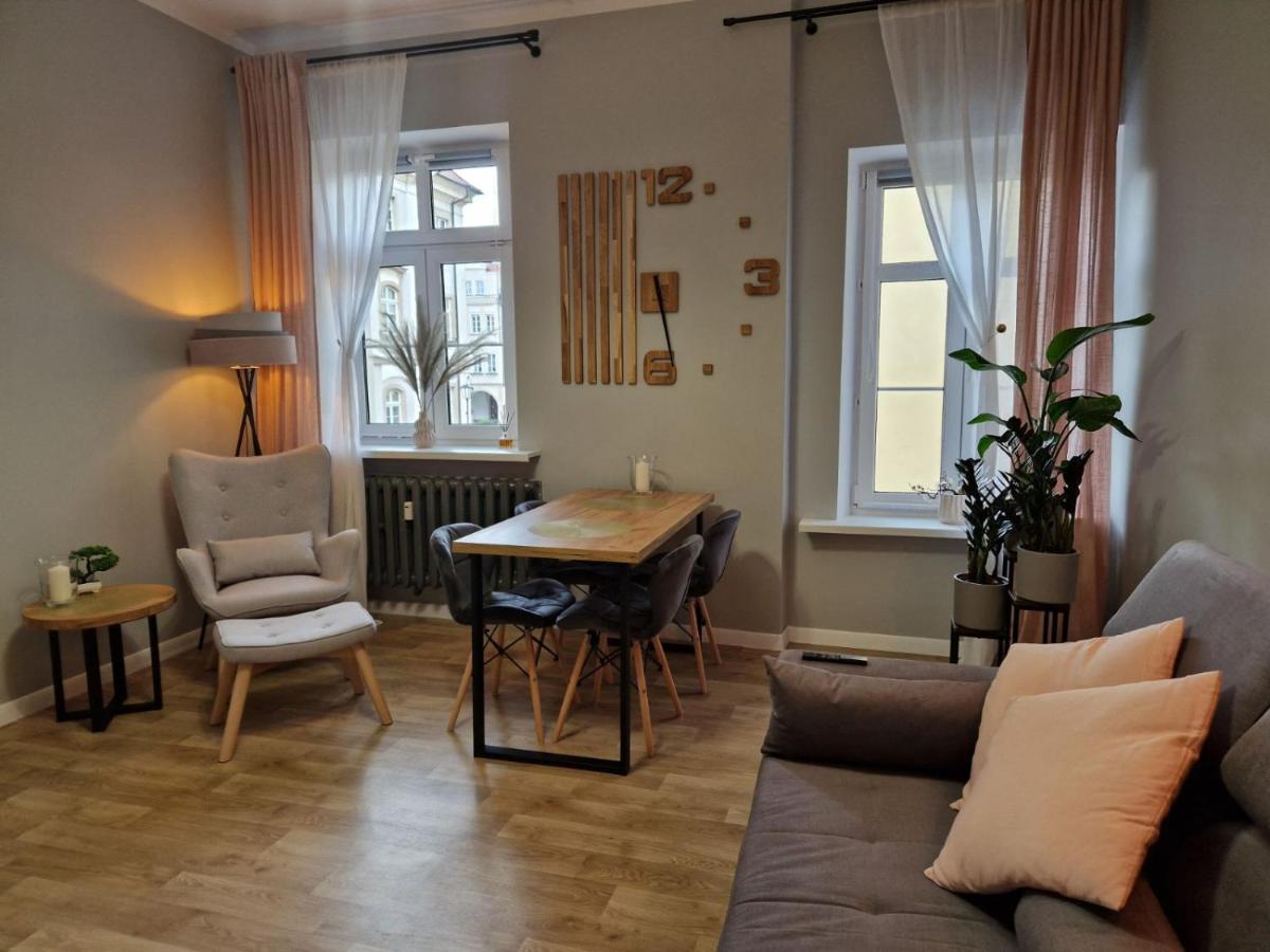 Apartament Ratuszowy Deluxe 耶莱尼亚古拉 外观 照片